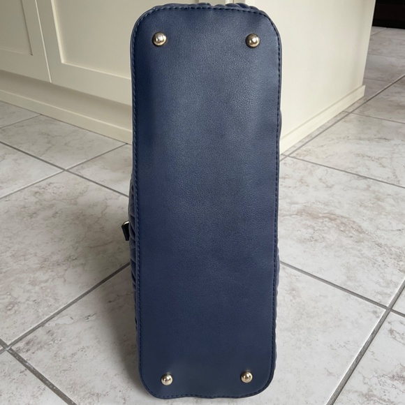 Pierre Cardin Quilted Navy Vegan Leather Tote Bag - Picture 8 of 17